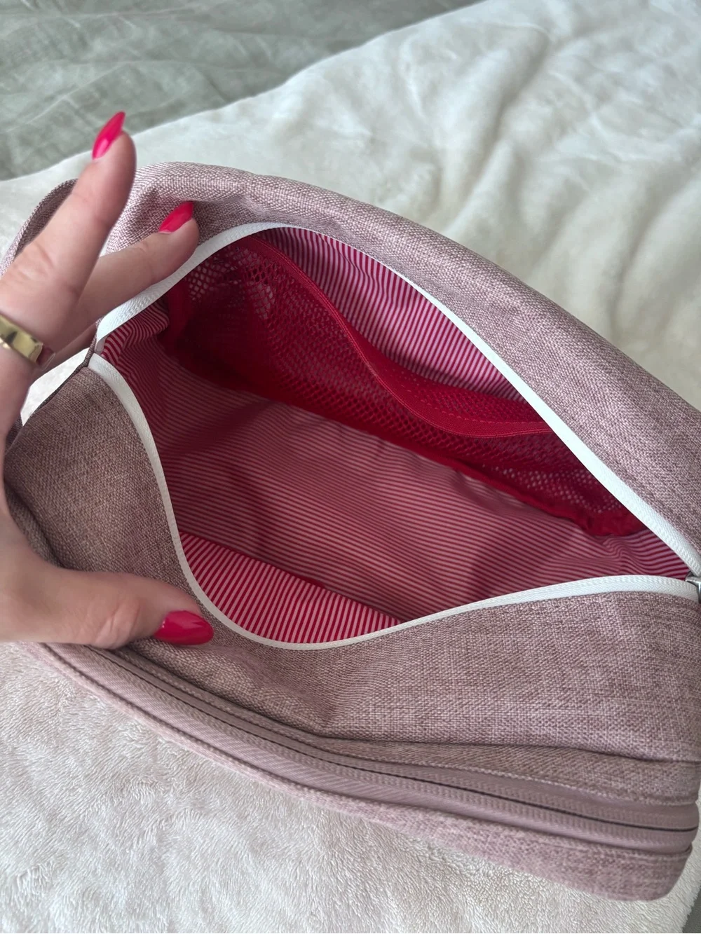 Herschel Dusty Rose Canvas Travel Pouch